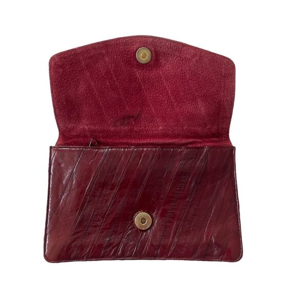 Vintage 1970s Eel Skin Clutch Bag Foldover Deep Red GUC - Picture 7 of 15